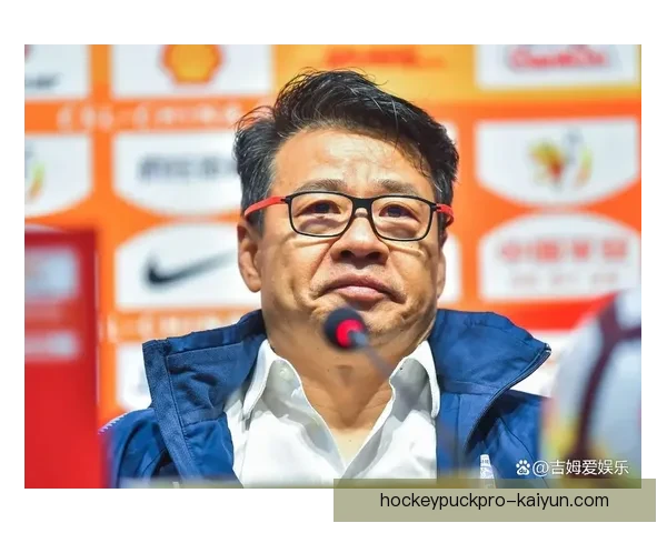 韩国队换帅传闻愈演愈烈，新任主帅人选备受关注