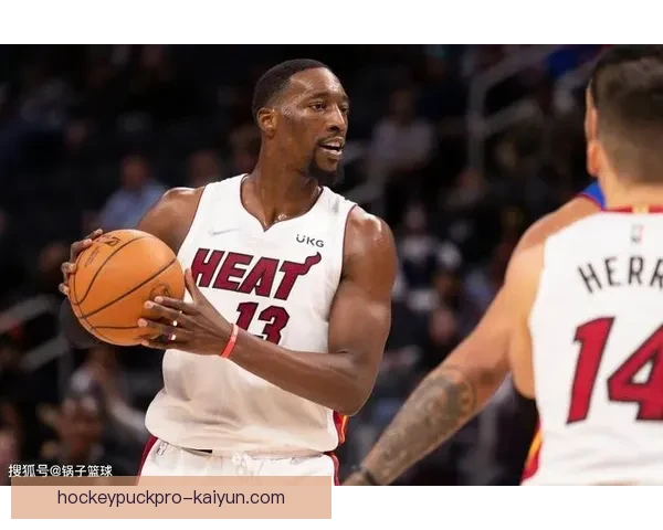 安东尼技术全面性持续提升，进攻端表现稳健